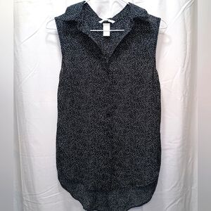 Sz 2 H&M Sheer Sleeveless Button up blouse